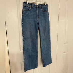 Abercrombie 90s Relaxed Jean High Rise
